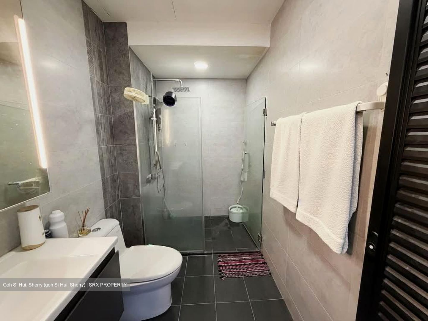 Sennett Estate (D13), Terrace #568185521